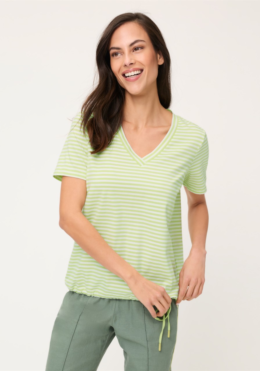 Jasnozielona bluzka damska Clara w paski z dekoltem V – Neo Safari