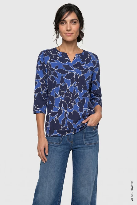 TENCEL™ Modal Niebieska bluzka damska Clara z roślinnym wzorem - Coastal Look